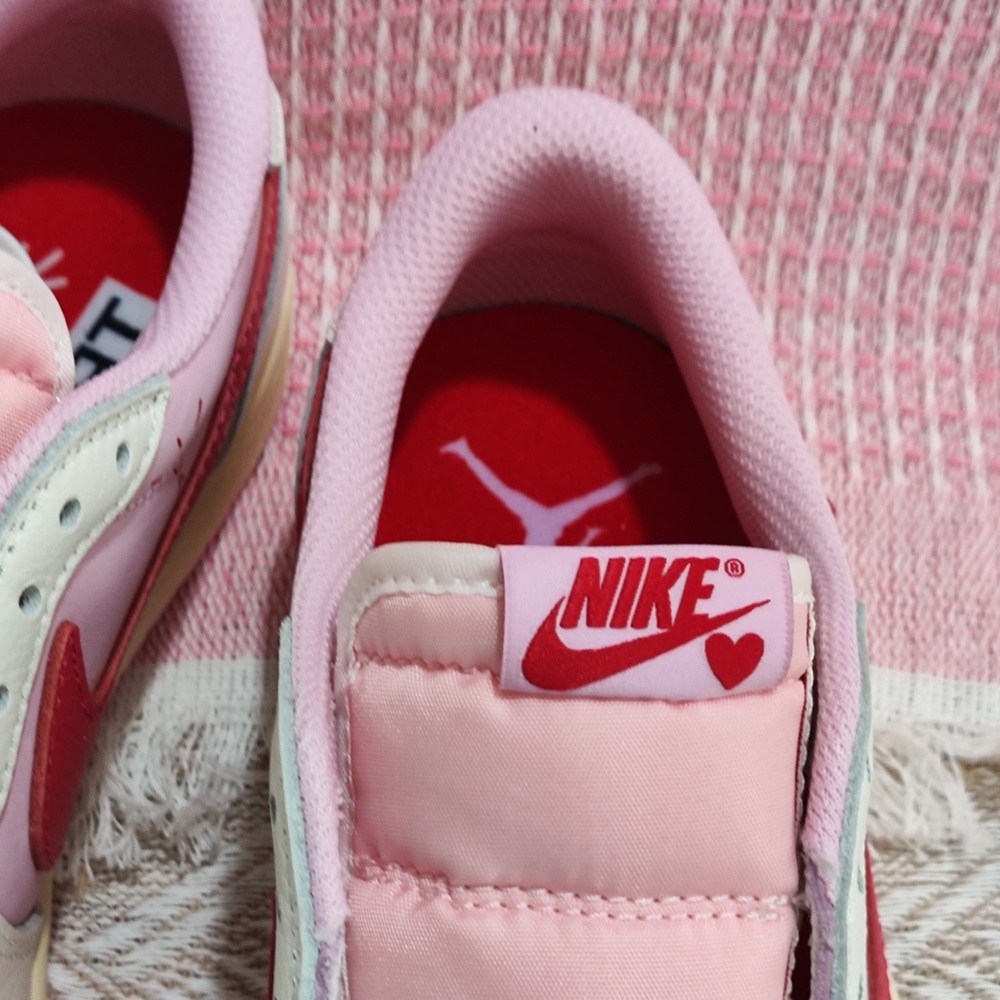 Travis Scott Pink and White Women's Low-Top Sneakers - Picture 2 of 7